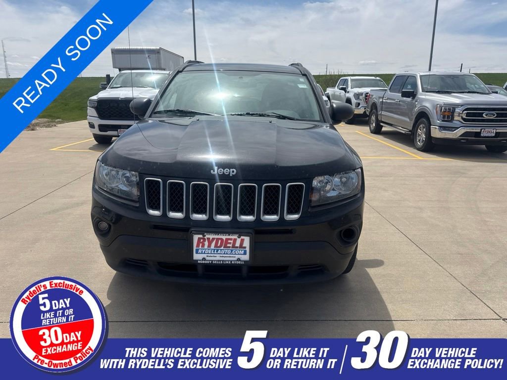 Used 2016 Jeep Compass Sport w/ Power Value Group AWD/4WD image 2
