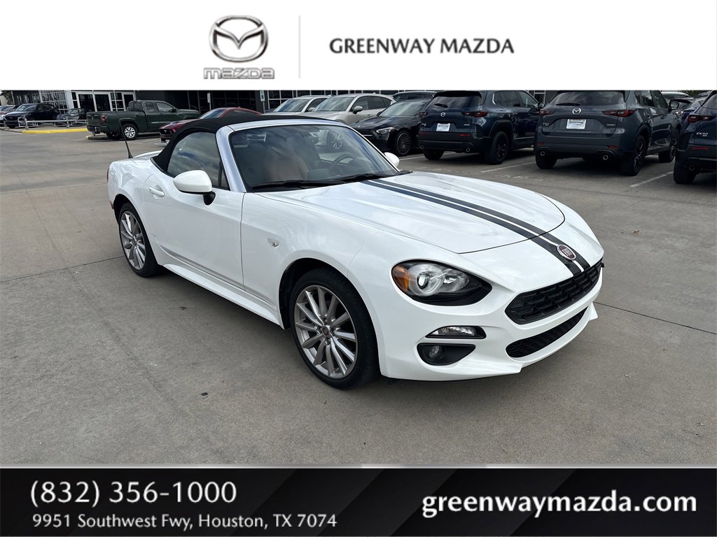 Used 2020 FIAT 124 Spider Lusso w/ Convenience Group
