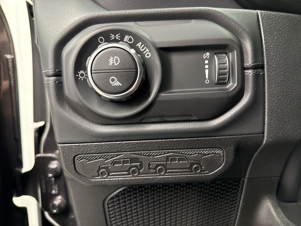 New 2026 Jeep Gladiator Mojave AWD/4WD image 15