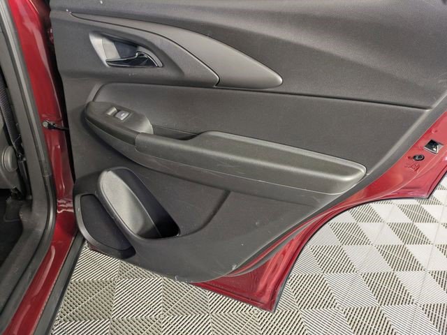 Used 2025 Chevrolet TrailBlazer LT AWD/4WD image 23