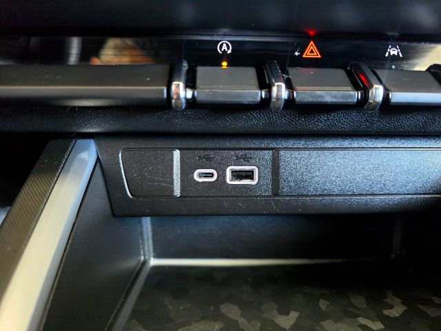 Used 2024 Chevrolet Colorado Trail Boss w/ Advanced Trailering Package image 15