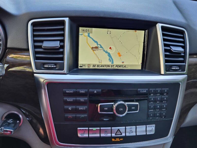 Used 2015 Mercedes-Benz ML 250 BlueTEC 4MATIC image 19