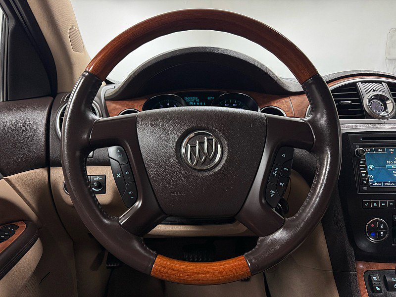 Used 2011 Buick Enclave CXL image 17