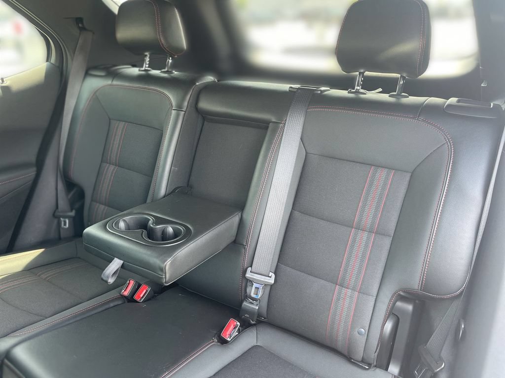 Used 2024 Chevrolet Equinox RS FWD image 35