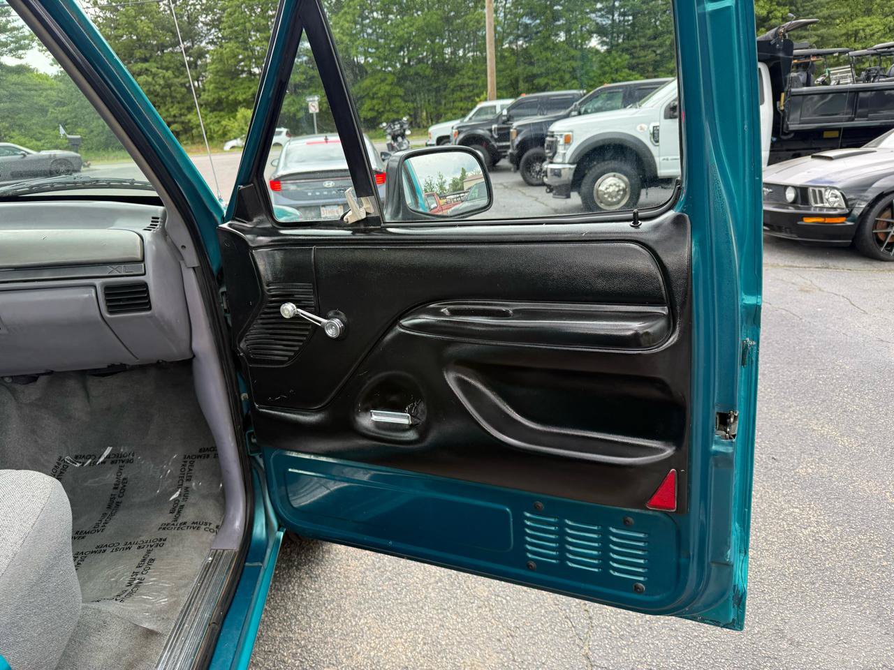 Used 1994 Ford F150 2WD Regular Cab image 22