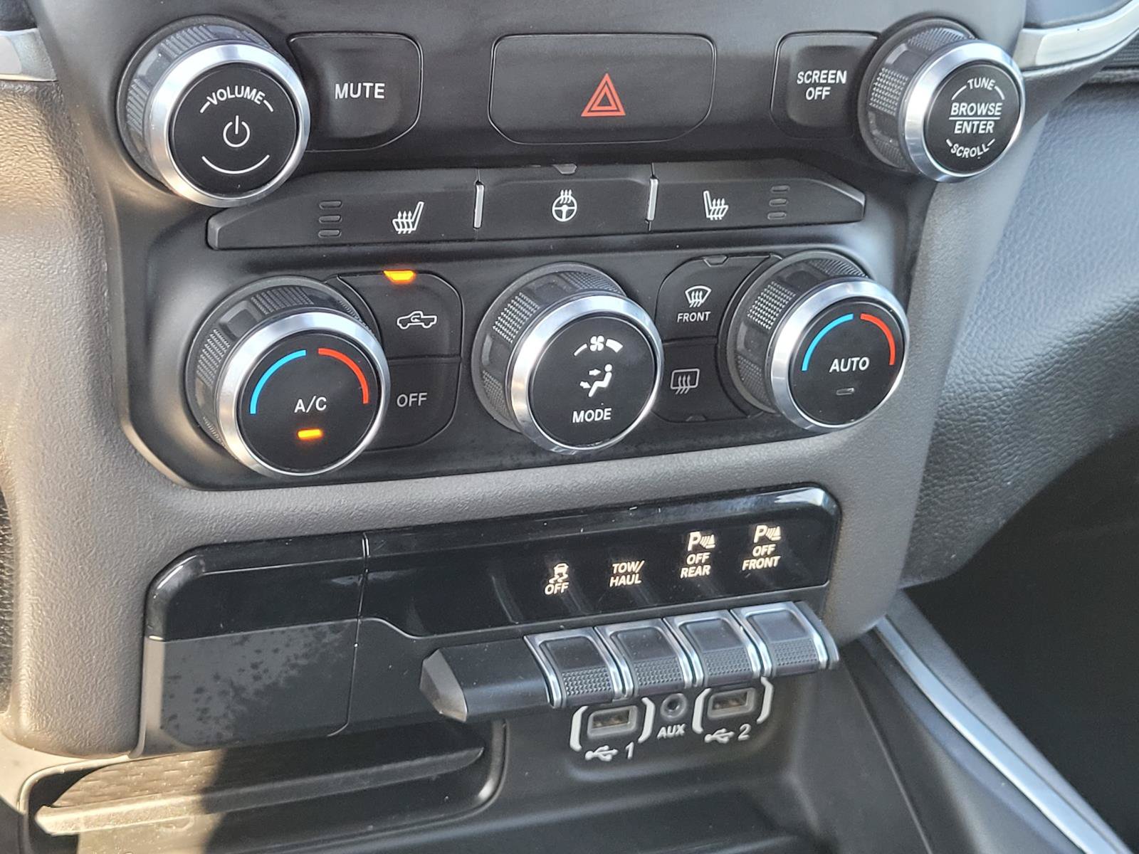 Used 2021 RAM 1500 Big Horn AWD/4WD image 31