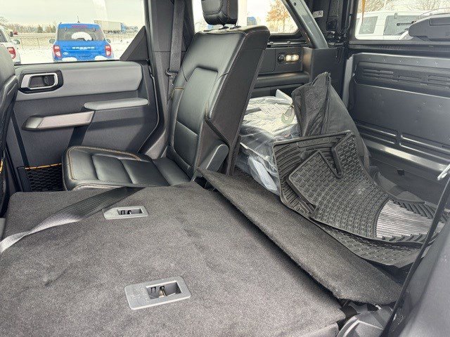 Used 2023 Ford Bronco Badlands image 27
