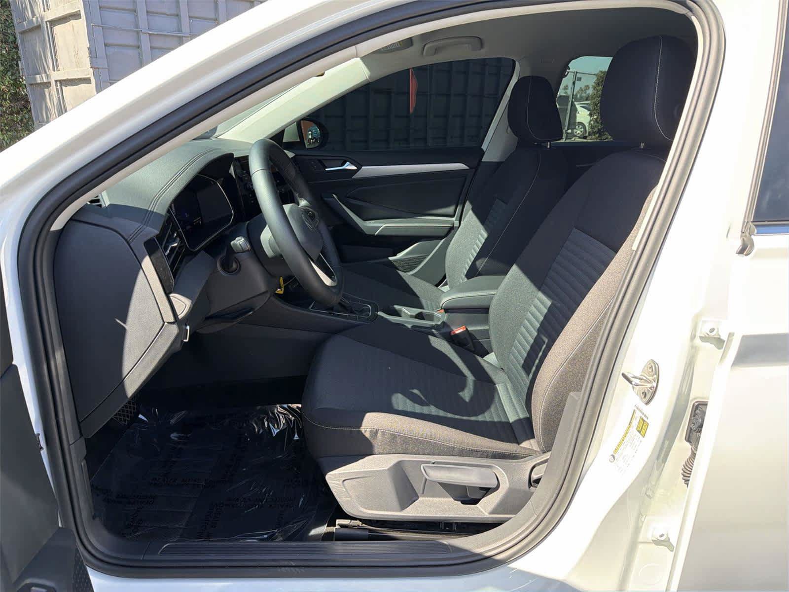 Used 2025 Volkswagen Jetta S FWD image 12