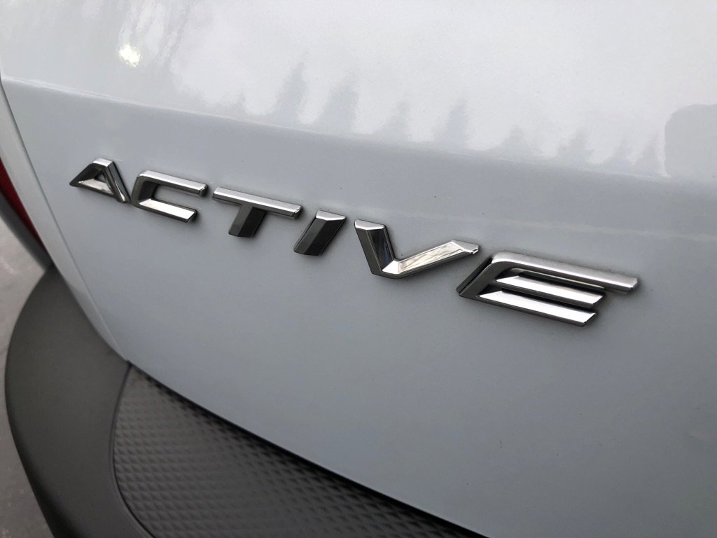 Used 2025 Ford Escape Active image 15