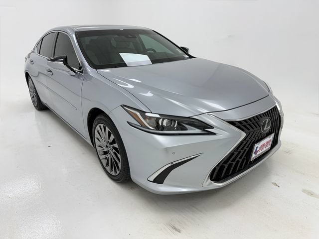 Used 2025 Lexus ES 300h w/ Technology Package FWD image 2