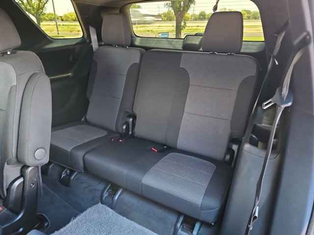 Used 2023 Chevrolet Traverse LT FWD image 19