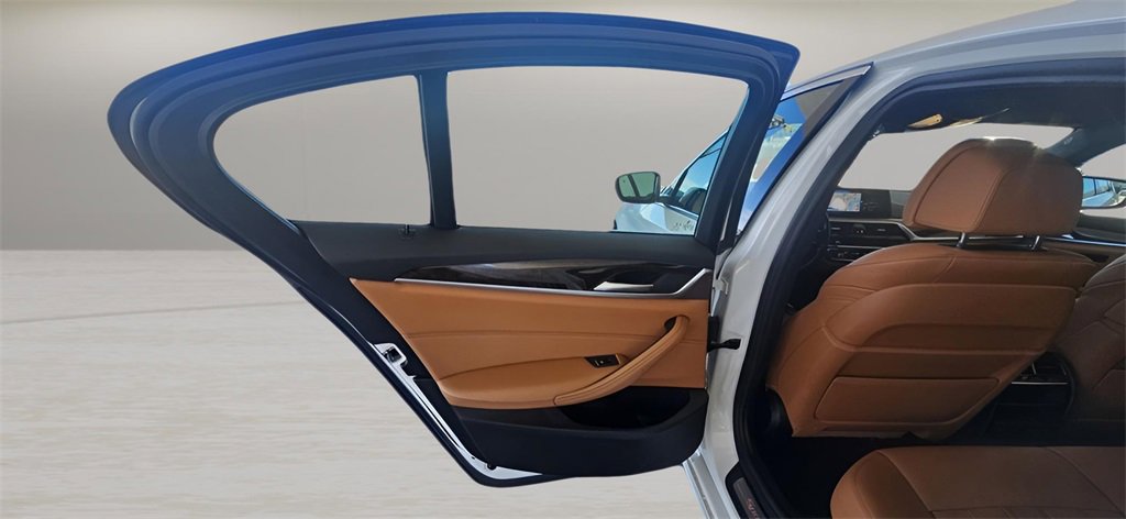 Used 2019 BMW 530i w/ Convenience Package image 15