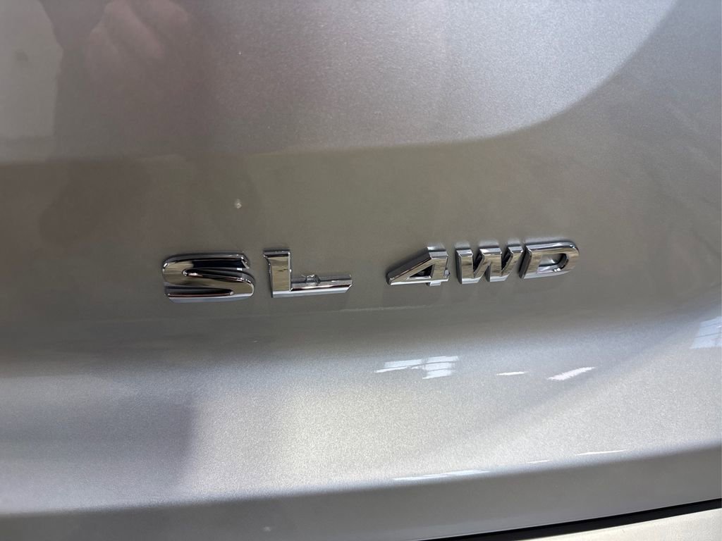 New 2025 Nissan Pathfinder SL image 15