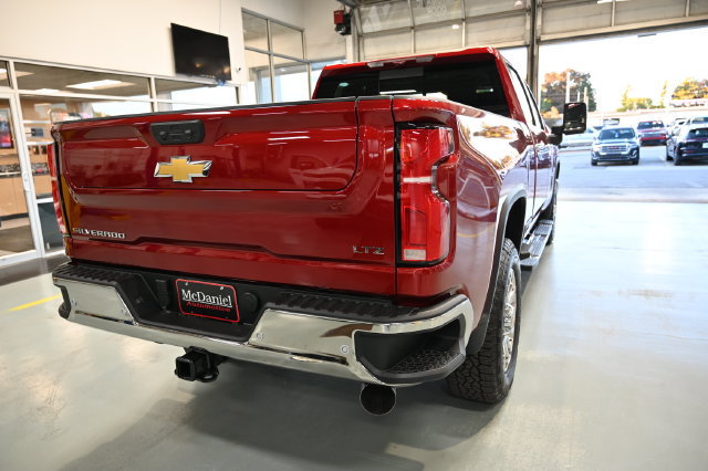 New 2026 Chevrolet Silverado 2500 LTZ w/ LTZ Premium Package AWD/4WD image 5
