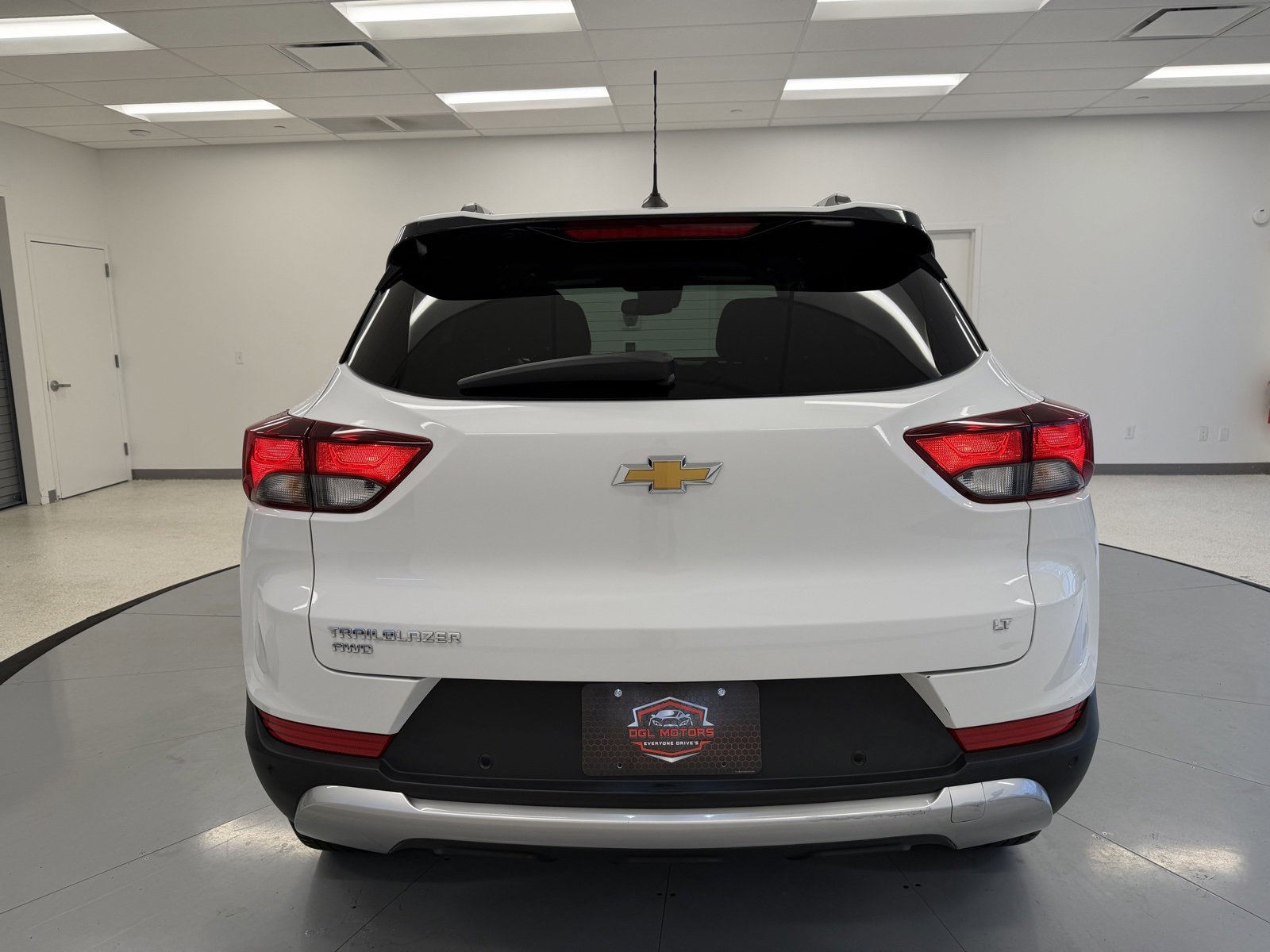 Used 2021 Chevrolet TrailBlazer LT w/ Convenience Package image 61