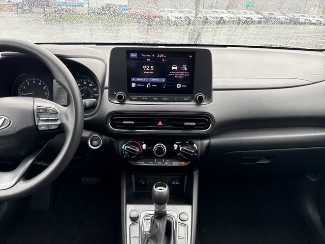 Used 2022 Hyundai Kona SEL image 24