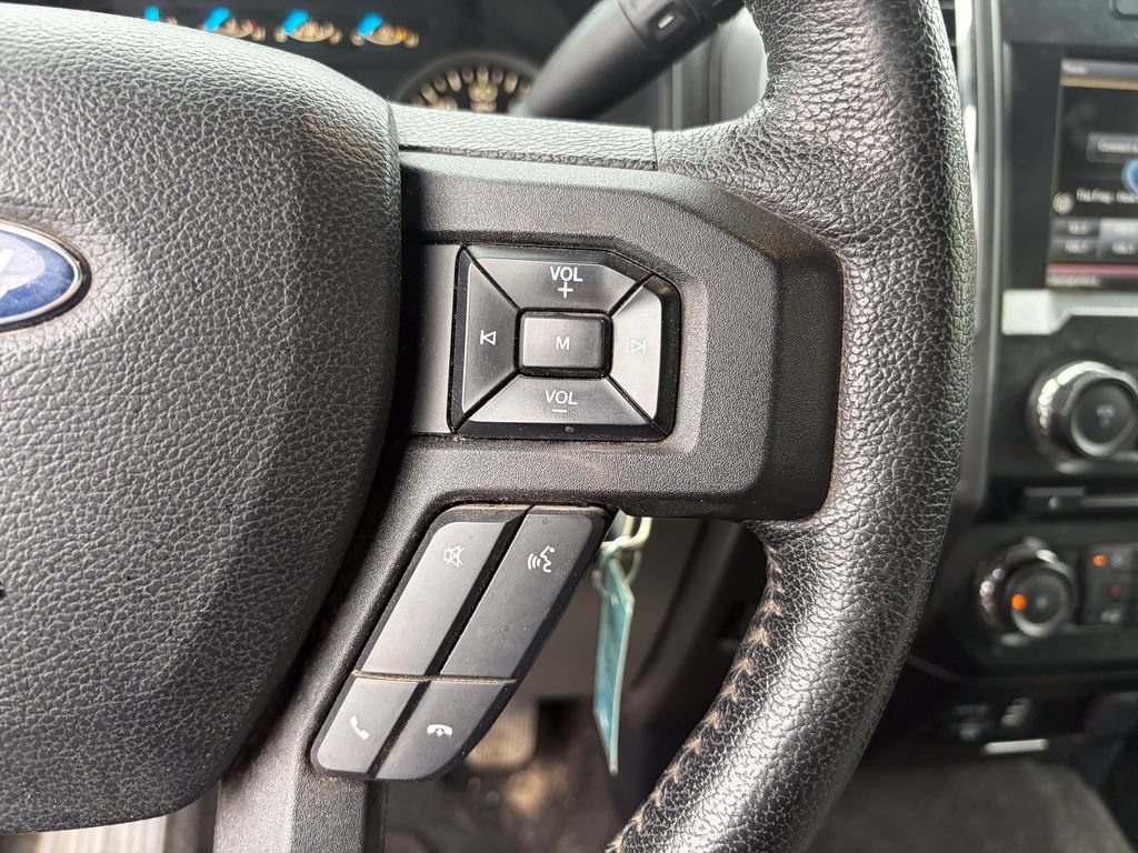 Used 2015 Ford F150 XLT w/ Equipment Group 302A Luxury AWD/4WD image 20