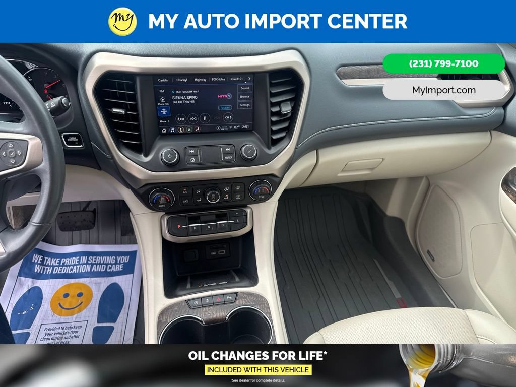 Used 2021 GMC Acadia Denali w/ Denali Ultimate Package AWD/4WD image 22