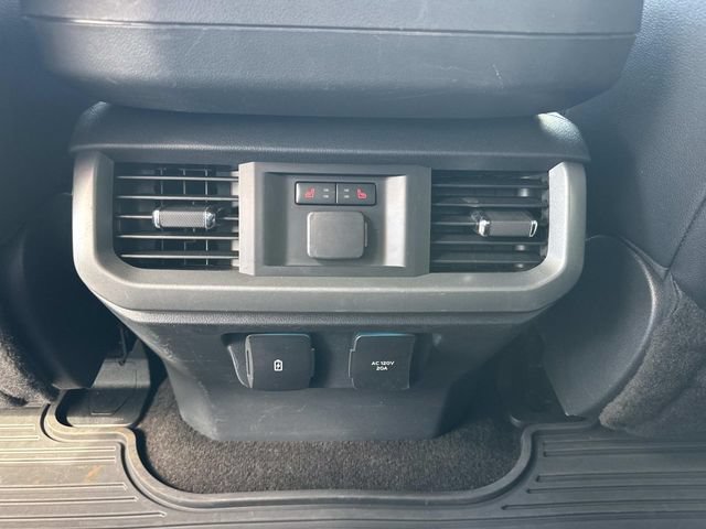 Used 2022 Ford F150 Lariat w/ Equipment Group 502A High AWD/4WD image 16