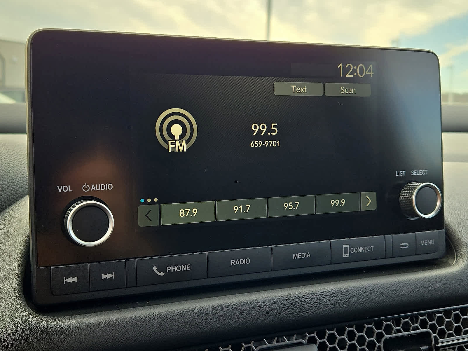 Used 2025 Honda HR-V Sport image 18