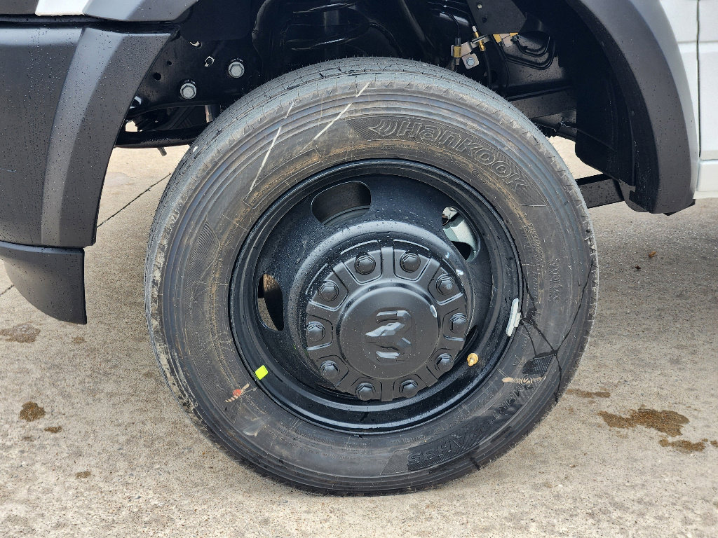 New 2026 RAM 5500 4x4 Crew Cab image 11