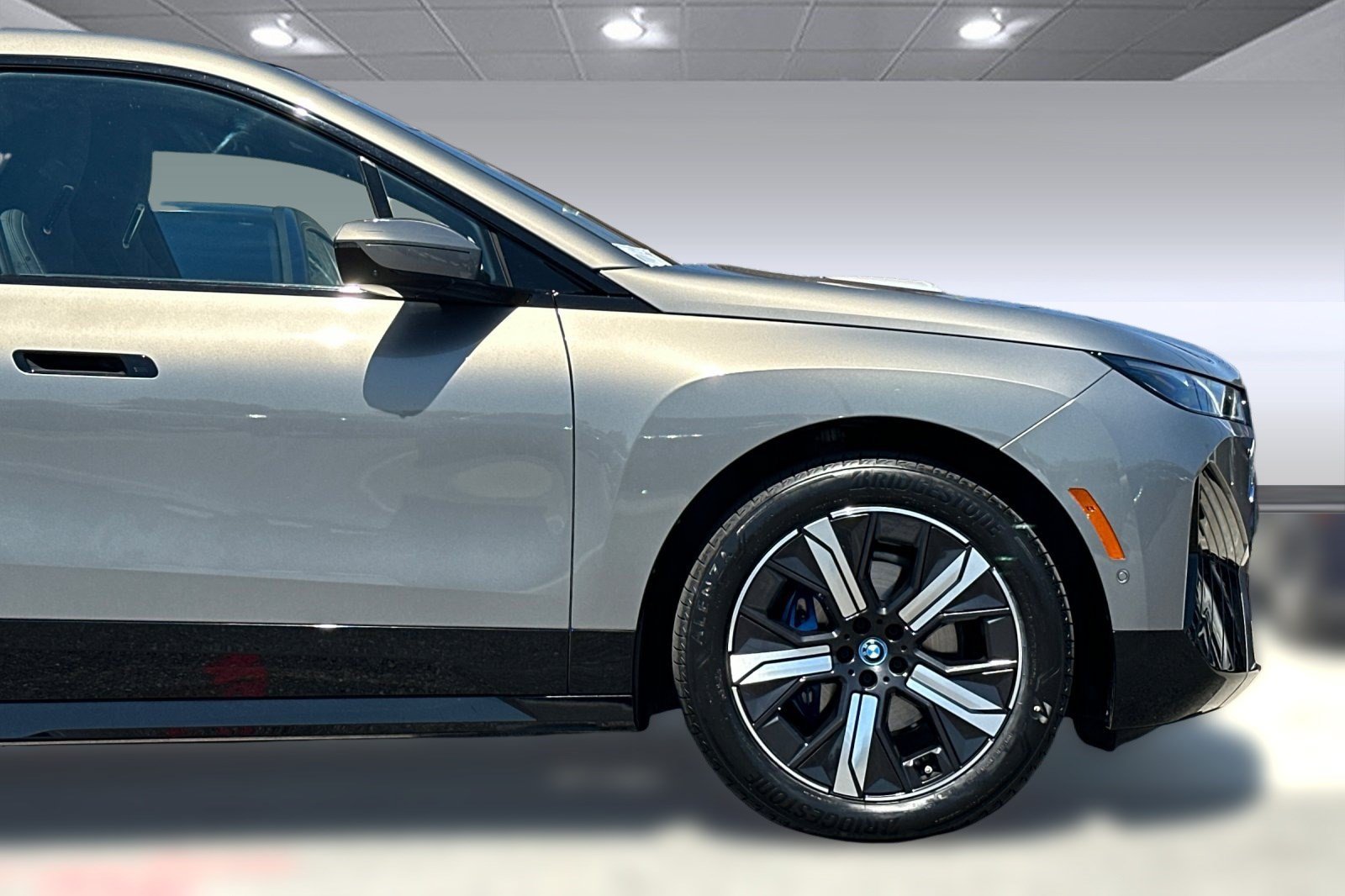 Certified 2023 BMW iX M60 w/ Executive Package AWD/4WD image 37