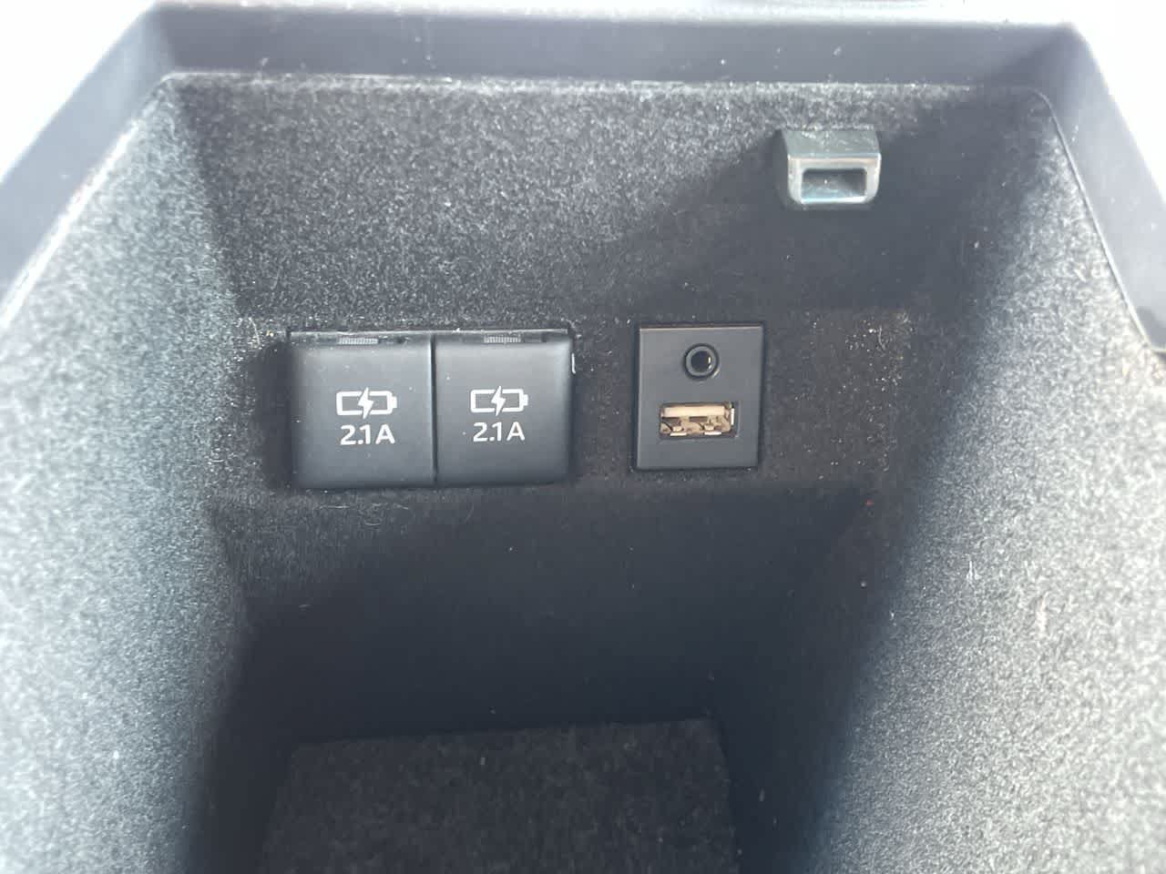 Used 2019 Toyota Avalon Touring FWD image 27