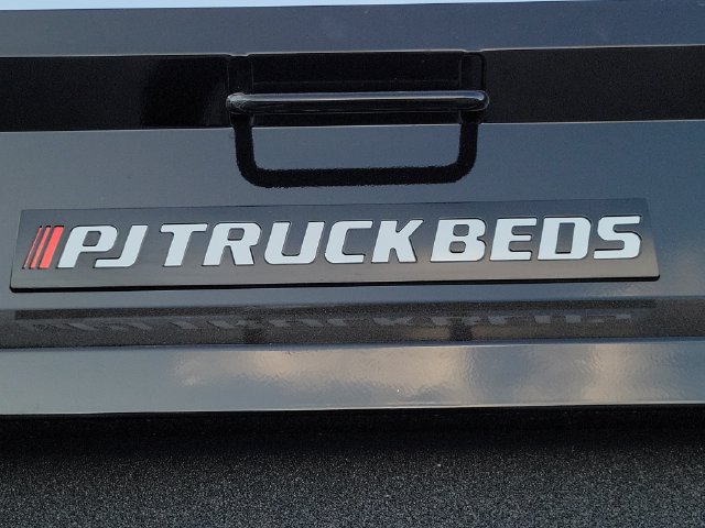New 2026 RAM 5500 Tradesman AWD/4WD image 15