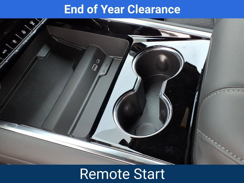 New 2025 Chevrolet Suburban LS image 8