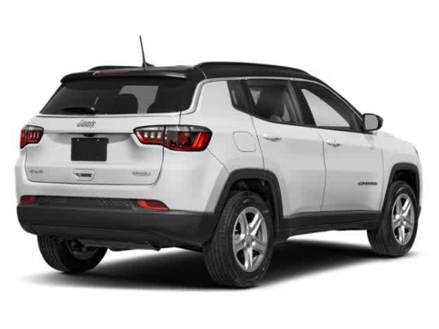 Used 2024 Jeep Compass Limited AWD/4WD image 3