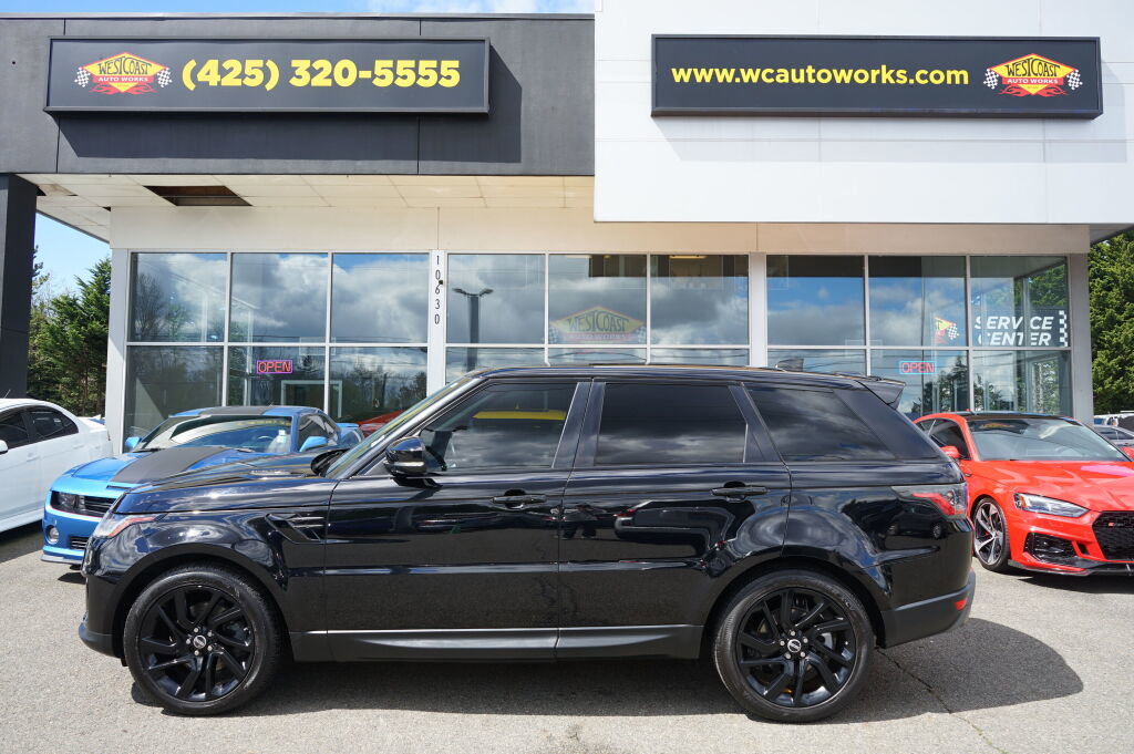 Used 2018 Land Rover Range Rover Sport SE AWD/4WD image 2