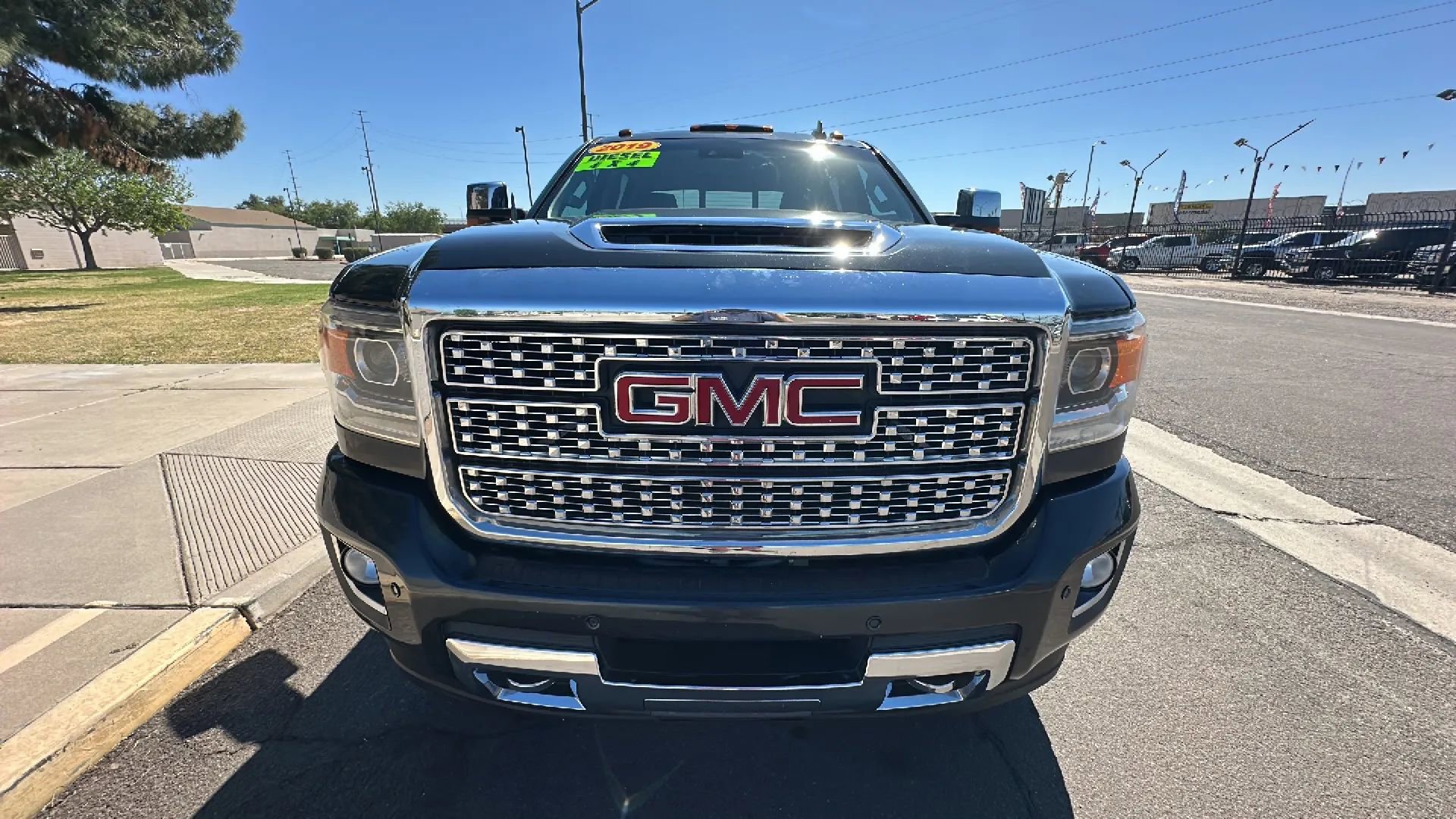 Used 2019 GMC Sierra 2500 Denali w/ Duramax Plus Package image 11