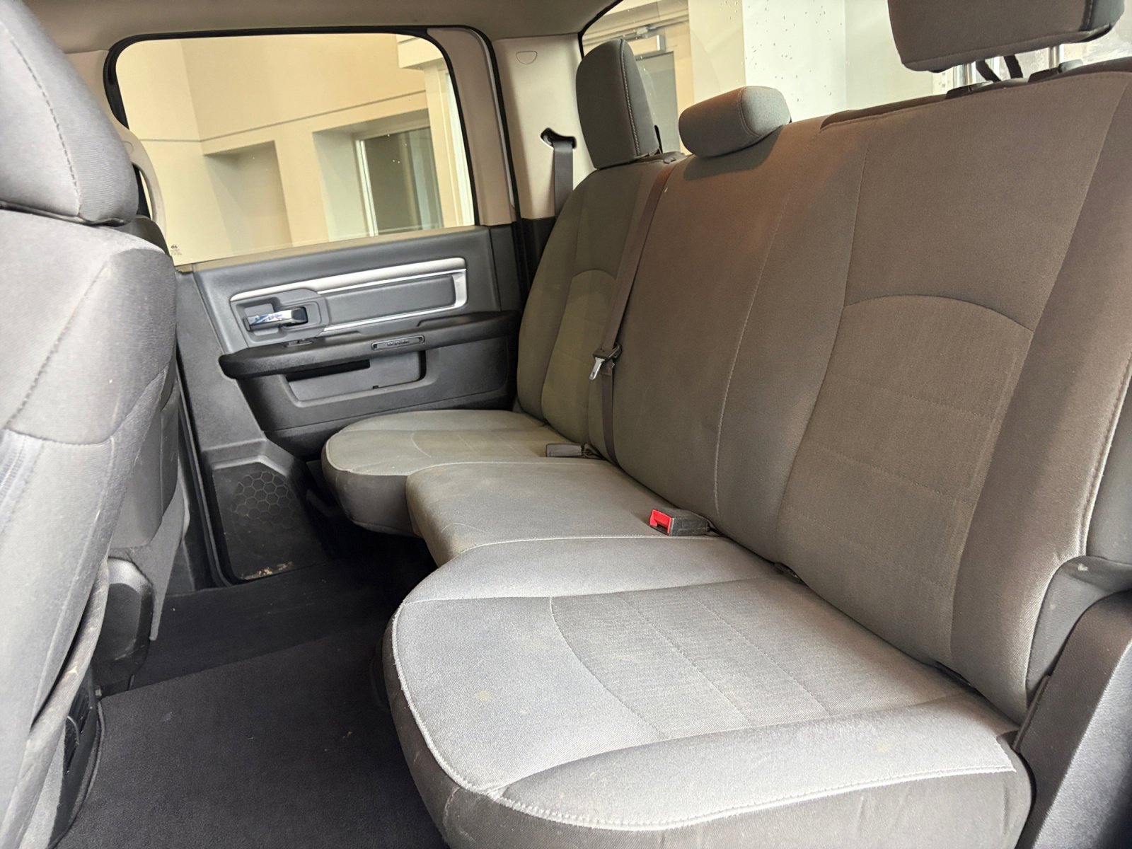 Used 2022 RAM 1500 Classic SLT w/ Electronics Group AWD/4WD image 18