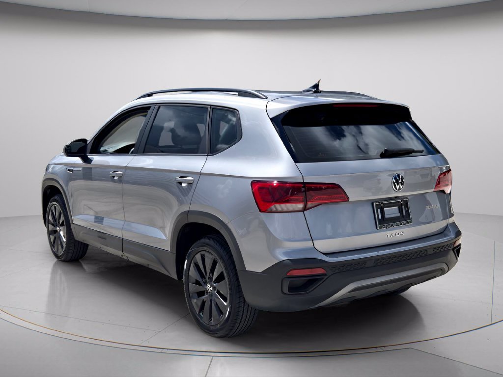 Used 2023 Volkswagen Taos S FWD image 4