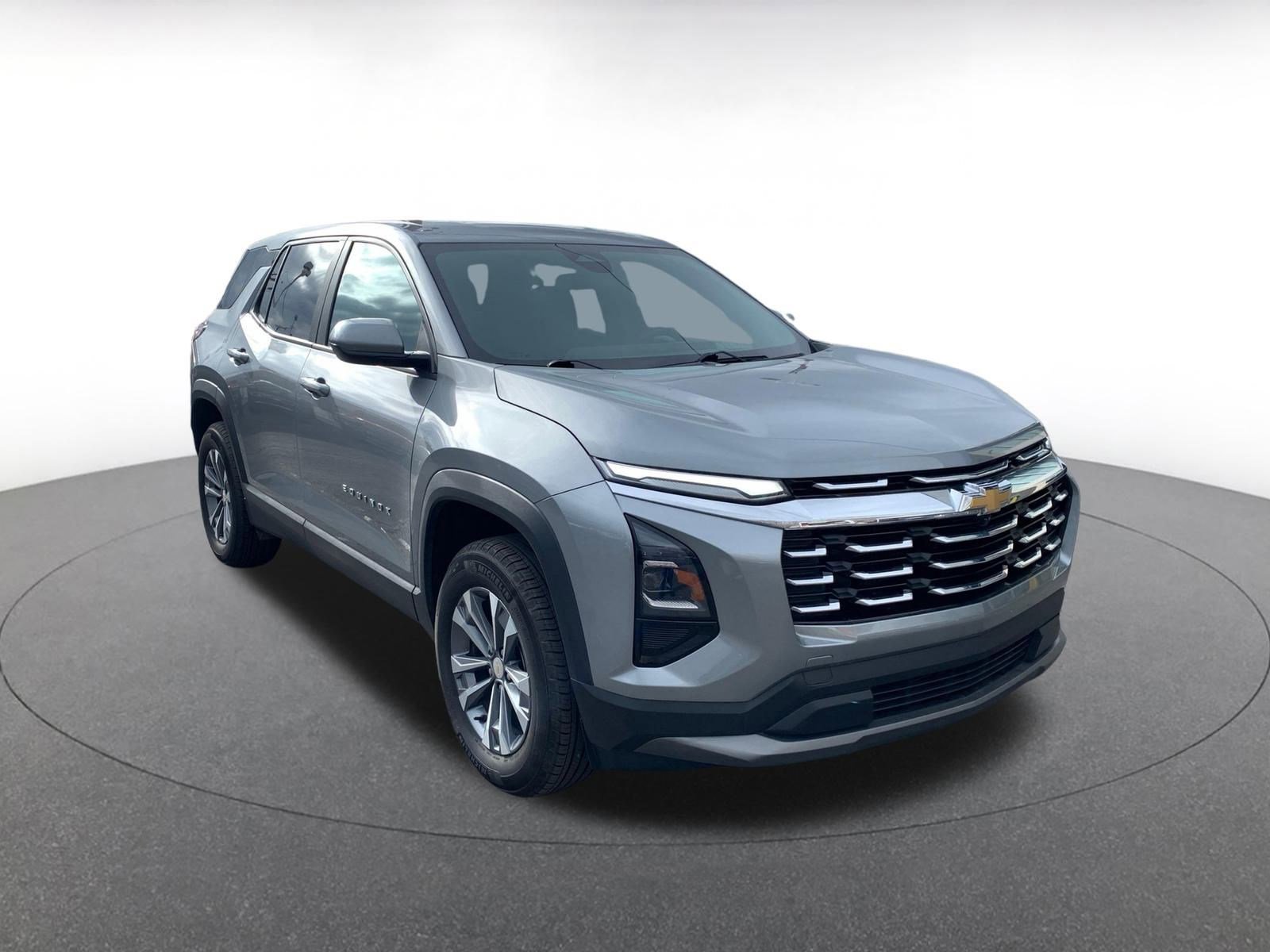 Used 2025 Chevrolet Equinox LT image 1