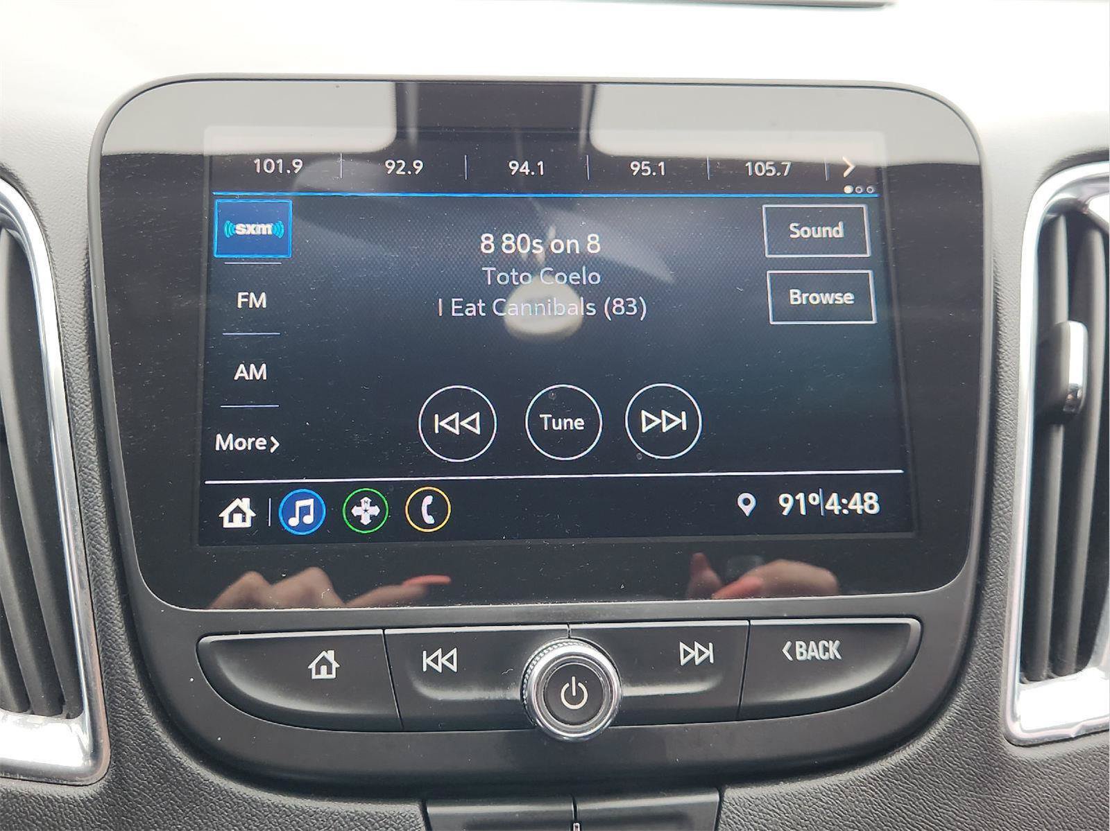 Used 2020 Chevrolet Malibu LT FWD image 17