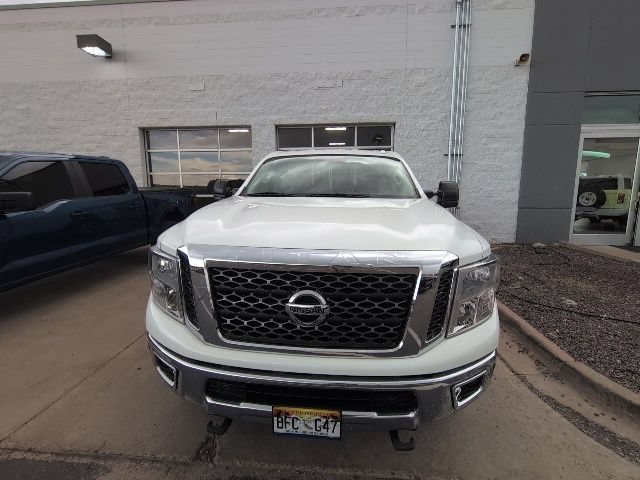 Used 2017 Nissan Titan SV AWD/4WD image 2