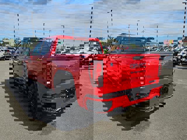 New 2026 GMC Sierra 1500 Elevation image 3