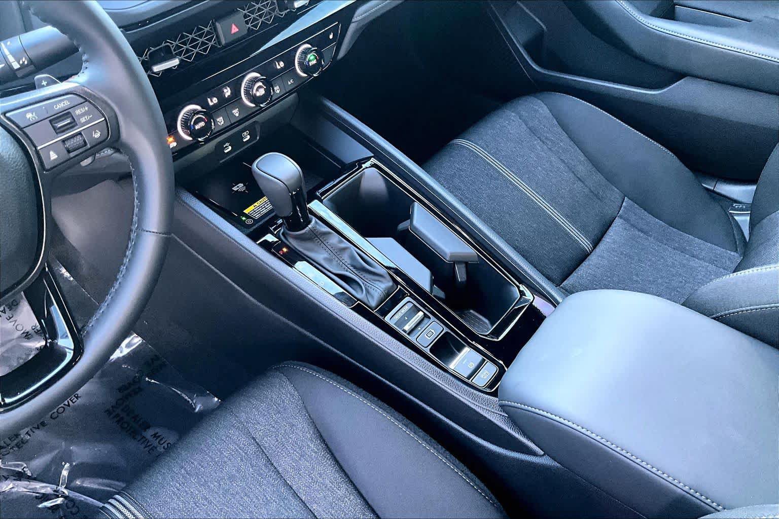 Used 2025 Honda Accord Sport image 15