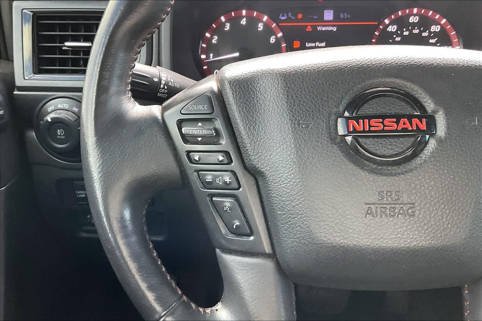 Used 2021 Nissan Titan PRO-4X w/ Pro-4x Convenience Package AWD/4WD image 24