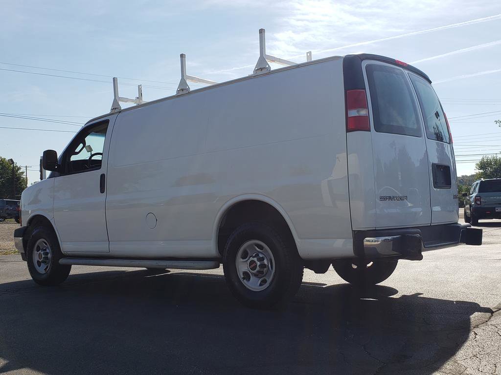 Used 2017 GMC Savana 2500 image 5