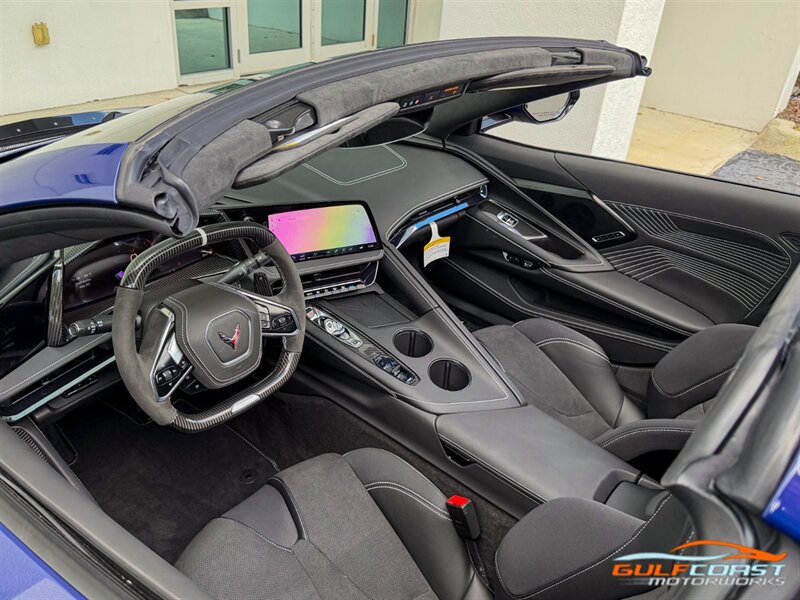Used 2026 Chevrolet Corvette ZR1 w/ Stealth Interior Trim Package RWD image 2