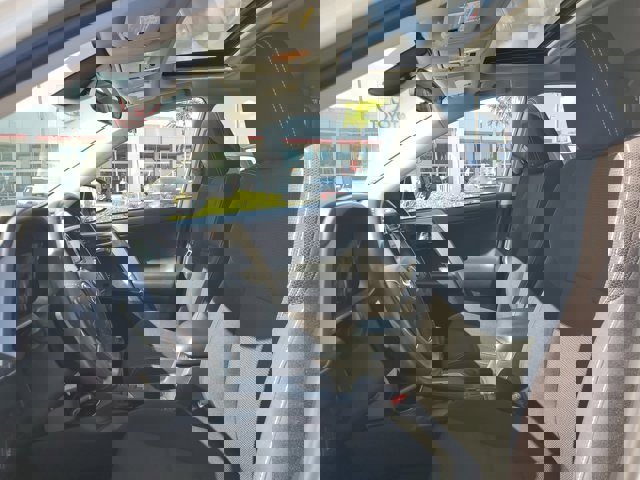 Used 2018 Toyota RAV4 XLE image 13