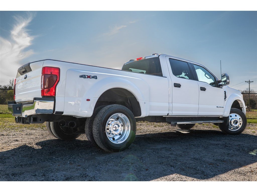 Used 2022 Ford F450 XLT w/ Camper Package image 34