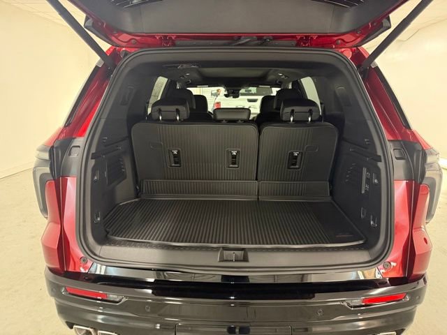 New 2026 Chevrolet Traverse High Country w/ LPO, Floor Liner Package image 8