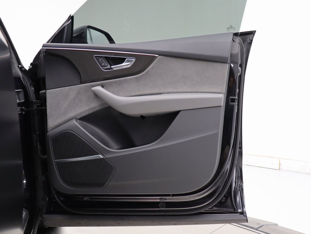 Used 2020 Audi SQ8 Premium Plus image 40