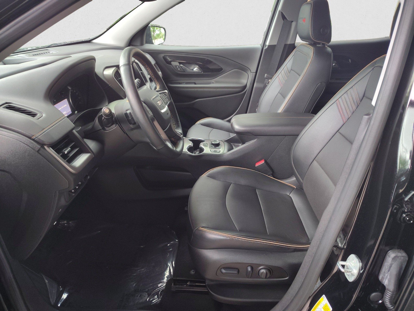 Used 2023 GMC Terrain AT4 w/ Tech Package AWD/4WD image 10