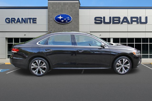 Used 2020 Volkswagen Passat 2.0T SEL FWD image 11