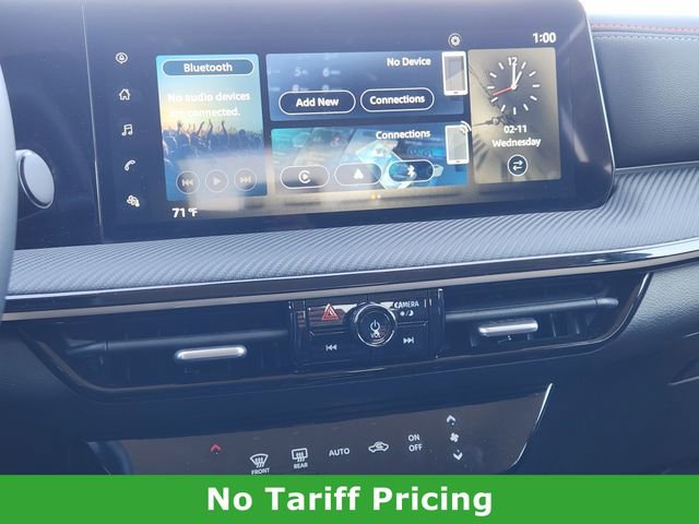 Certified 2025 Nissan Kicks SR w/ Illumination Package image 16