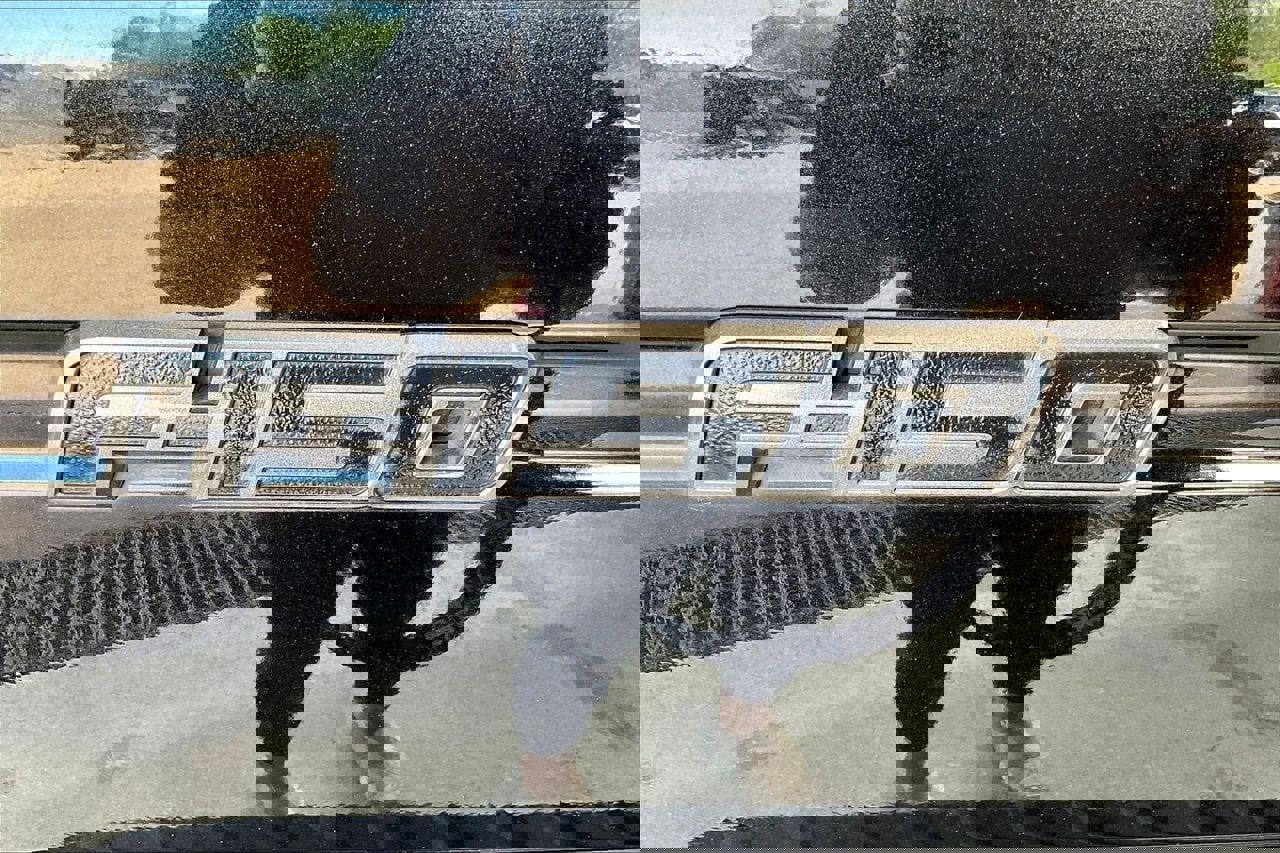 Used 2010 Ford F150 Raptor AWD/4WD image 9